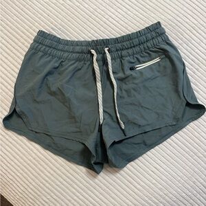 Vuori Clementine Running Short green size XS